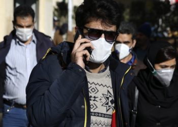 İranda koronavirusdan qorunmaq üçün saxta spirtli içkidən 600 adam ölüb