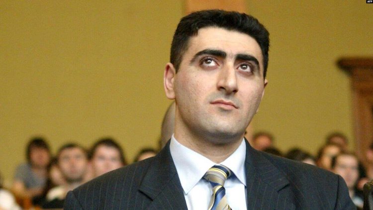 Azərbaycan hökuməti Ramil Səfərova görə cərimələnib