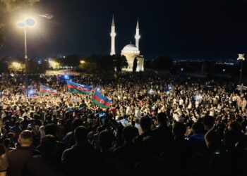 İşçi Qrup tələb edir ki, Qarabağ yürüşünə görə saxlanılanların hüquqları təmin edilsin