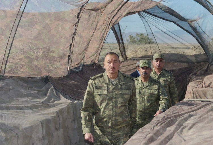 Könüllü hərbi xidmətə yazılanların sayını açıqlamaq hərbi sirri yaymaqdır? İzah edirik!