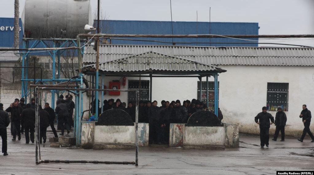 Nazirlik koronavirusa yoluxmuş məhbusların sağaldığını deyir