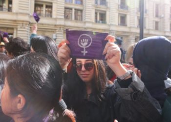“8 Marş – Haqlarımız Uğrunda” yürüşündən CANLI BLOQ