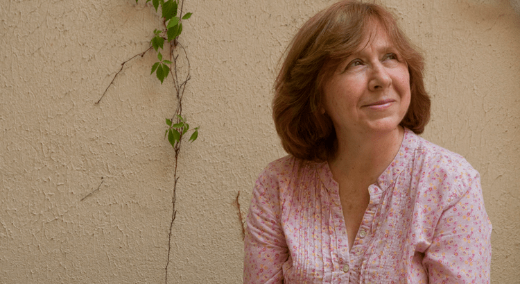 Svetlana Aleksiyeviç: “Onda əmin idik ki, döngəni burulan kimi bizi azadlıq gözləyir”