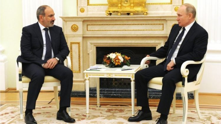 Paşinyan və Putin Moskvada nəyi müzakirə edəcək?