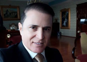 Dövlət Komitəsinin sabiq sədri Nazim İbrahimovun 2 milyon manatlıq dələduzluqda ittiham edilən qardaşı məhkəmə önünə çıxarılır