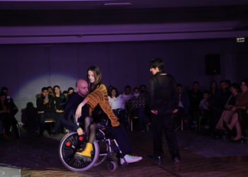 Azərbaycanda qeyri-adi moda şousu. Podiuma əlillər çıxıb