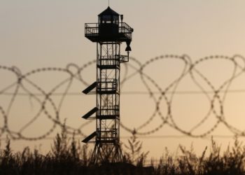 Ukrayna Rusiya ilə sərhədi gücləndirməyə 86 milyon dollar xərcələyib