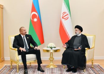 Azerbaijan and Iran sign on a new corridor