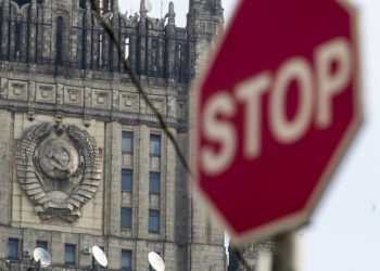 Bir gündə 100-dən çox rus diplomat ölkəsinə qovulub