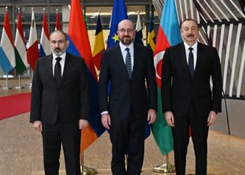 İlham Əliyev və Paşinyan 4 saat çəkən görüşdə nə danışıb?