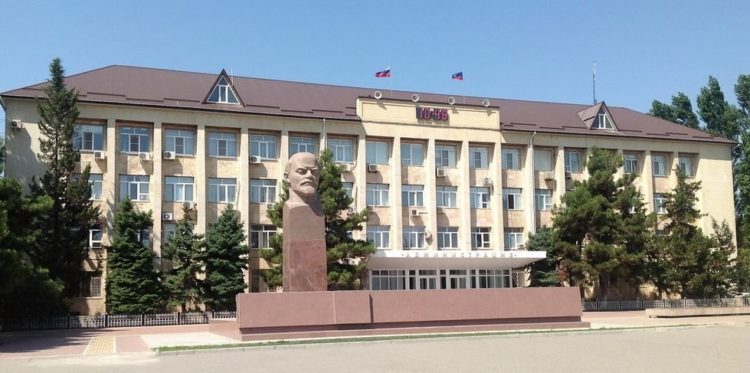 Dağıstanda Ukraynanı dəstəkləyən məktəbli üzr istəməyə məcbur edilib
