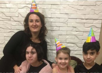 Ukraynada həlak olan azərbaycanlı ailənin 3 övladı Azərbaycana gətirilib