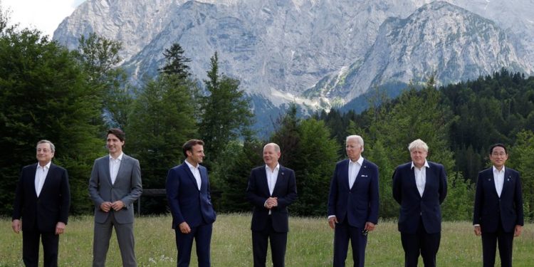 G7 ölkələri Rusiyanın müdafiə sahəsinə sanksiyaları artırır